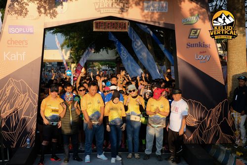 Race photo from Kelud Vertical Challenge 2024