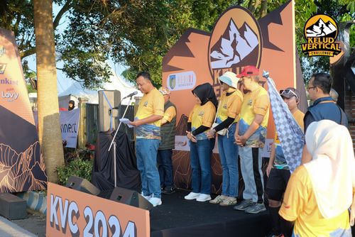 Race photo from Kelud Vertical Challenge 2024