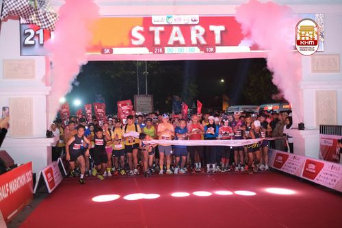 Race photo from Kediri Half Marathon 2025