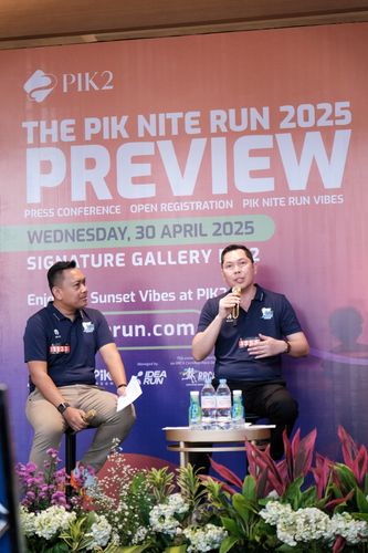 Race photo from PIK NITE RUN VIBES