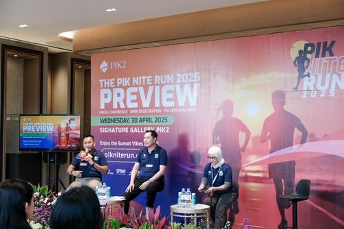 Race photo from PIK NITE RUN VIBES