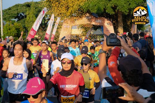Race photo from Kelud Vertical Challenge 2024