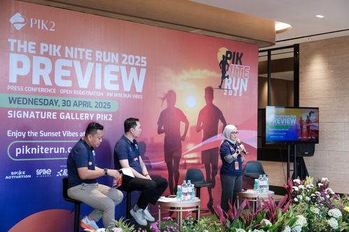 Race photo from PIK NITE RUN VIBES