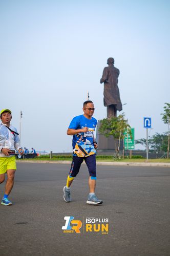 Race photo from ISOPlus Run 2024 Jakarta