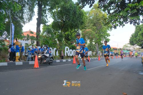 Race photo from Isoplus Run 2024 Surabaya