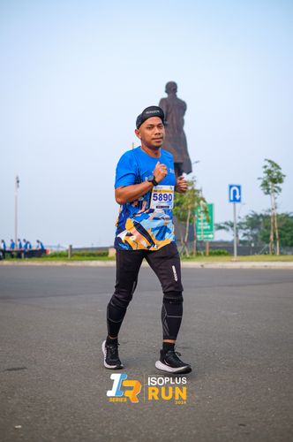 Race photo from ISOPlus Run 2024 Jakarta