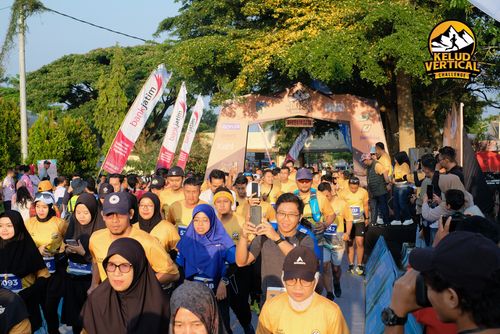 Race photo from Kelud Vertical Challenge 2024