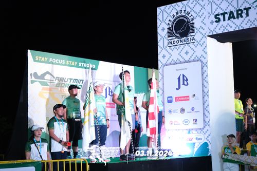 Race photo from Arutmin Borneo Run 2024