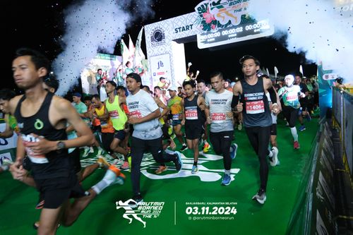 Race photo from Arutmin Borneo Run 2024