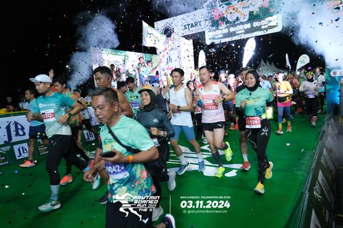 Race photo from Arutmin Borneo Run 2024