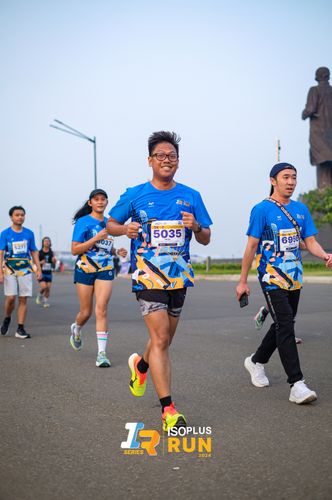 Race photo from ISOPlus Run 2024 Jakarta