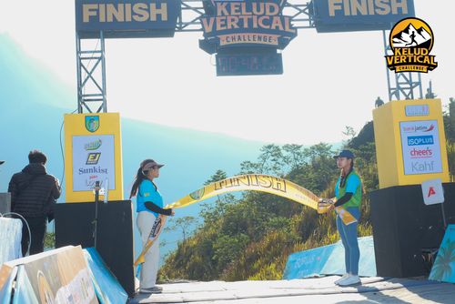 Race photo from Kelud Vertical Challenge 2024