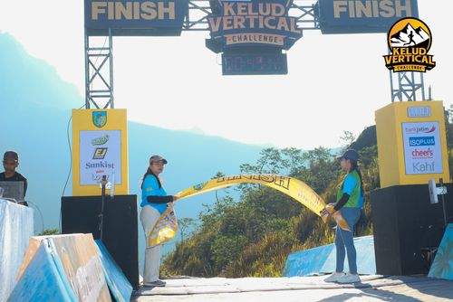Race photo from Kelud Vertical Challenge 2024