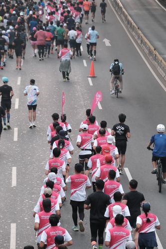 Race photo from Smartfren Run 2024 Vibes