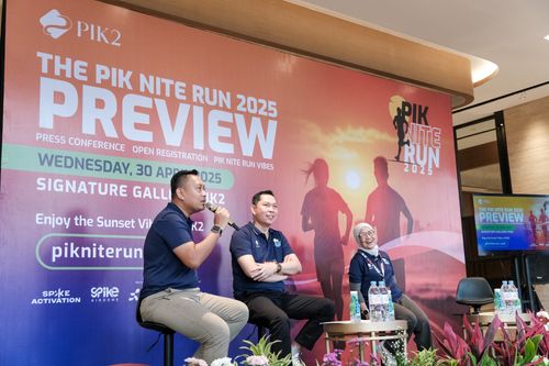 Race photo from PIK NITE RUN VIBES