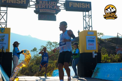 Race photo from Kelud Vertical Challenge 2024
