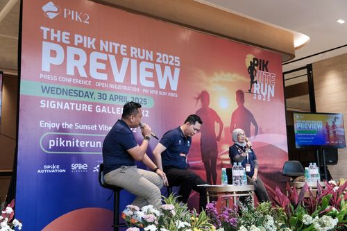 Race photo from PIK NITE RUN VIBES