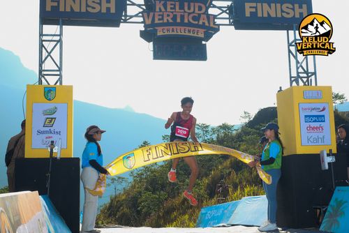 Race photo from Kelud Vertical Challenge 2024