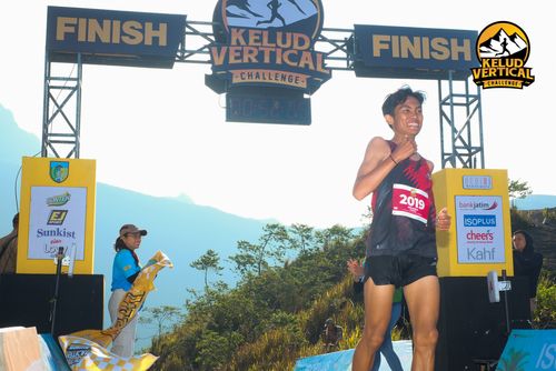 Race photo from Kelud Vertical Challenge 2024