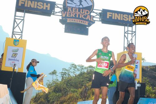Race photo from Kelud Vertical Challenge 2024