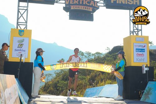 Race photo from Kelud Vertical Challenge 2024