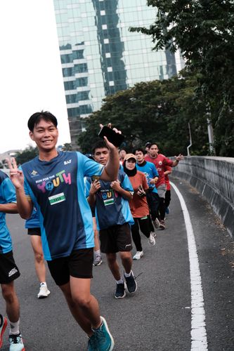 Race photo from Lari Bareng Yuk!