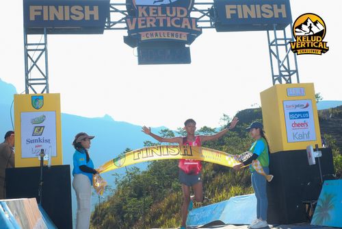 Race photo from Kelud Vertical Challenge 2024