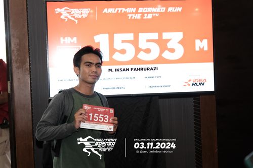 Race photo from Arutmin Borneo Run 2024