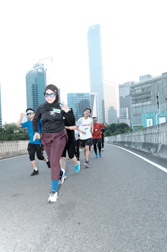 Race photo from Lari Bareng Yuk!