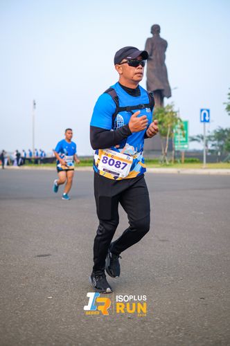 Race photo from ISOPlus Run 2024 Jakarta