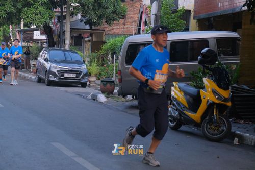 Race photo from Isoplus Run 2024 Surabaya