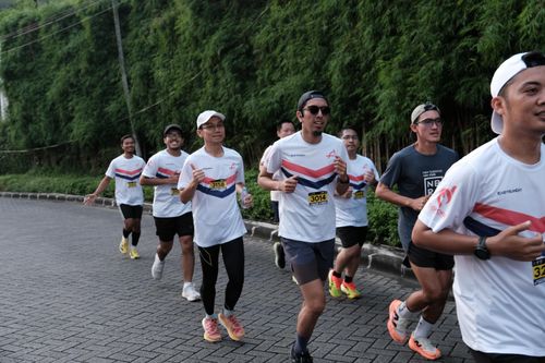 Race photo from MAKASSAR HALF MARATHON 2025 VIBES