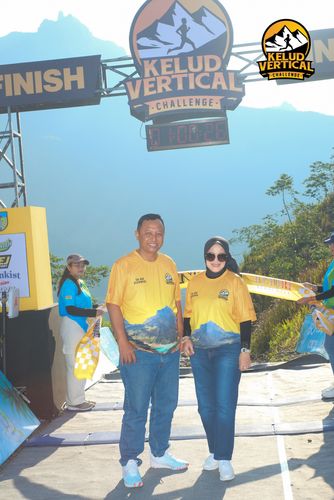 Race photo from Kelud Vertical Challenge 2024