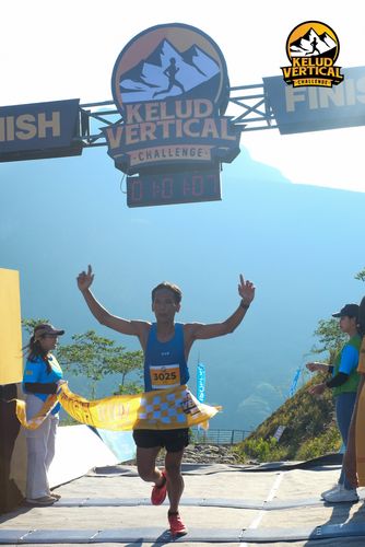 Race photo from Kelud Vertical Challenge 2024