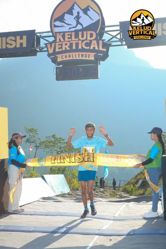 Race photo from Kelud Vertical Challenge 2024