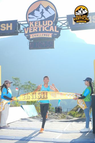 Race photo from Kelud Vertical Challenge 2024
