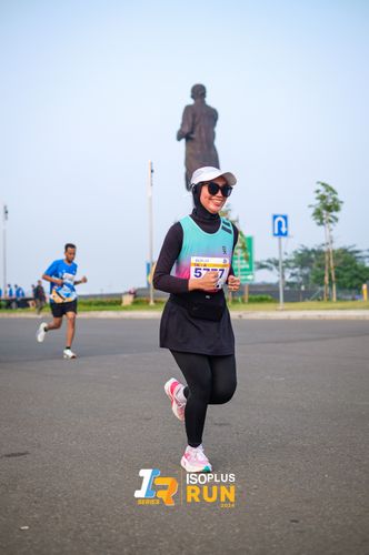 Race photo from ISOPlus Run 2024 Jakarta