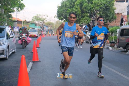 Race photo from Isoplus Run 2024 Surabaya