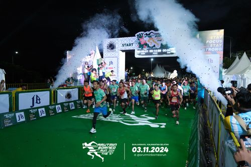 Race photo from Arutmin Borneo Run 2024