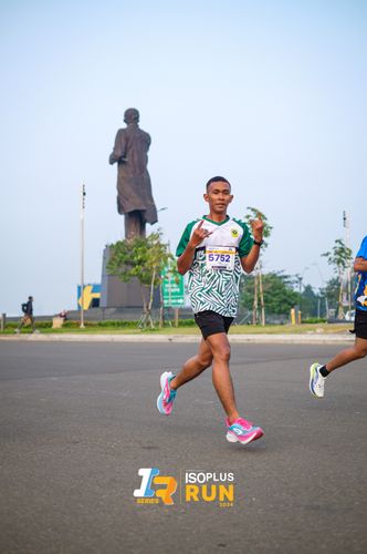 Race photo from ISOPlus Run 2024 Jakarta