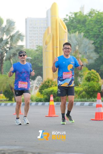 Race photo from Isoplus Run 2024 Surabaya
