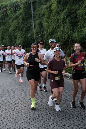 Race photo from MAKASSAR HALF MARATHON 2025 VIBES