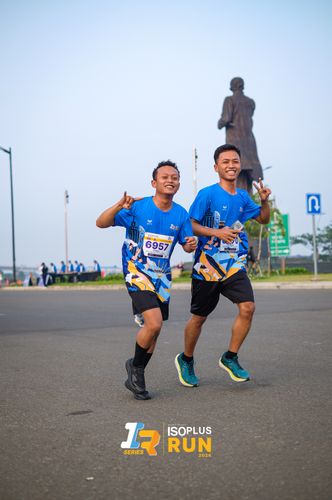 Race photo from ISOPlus Run 2024 Jakarta