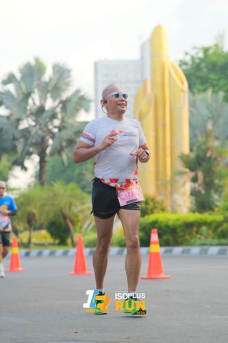 Race photo from Isoplus Run 2024 Surabaya