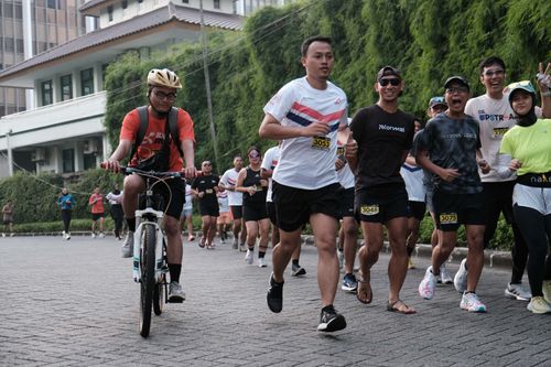 Race photo from MAKASSAR HALF MARATHON 2025 VIBES