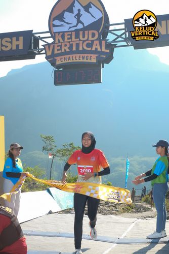 Race photo from Kelud Vertical Challenge 2024