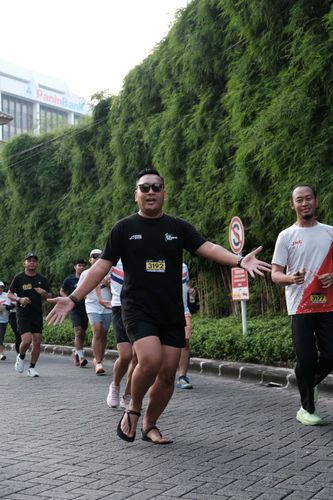 Race photo from MAKASSAR HALF MARATHON 2025 VIBES