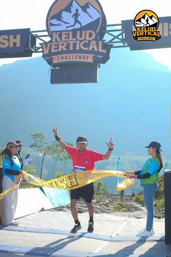 Race photo from Kelud Vertical Challenge 2024
