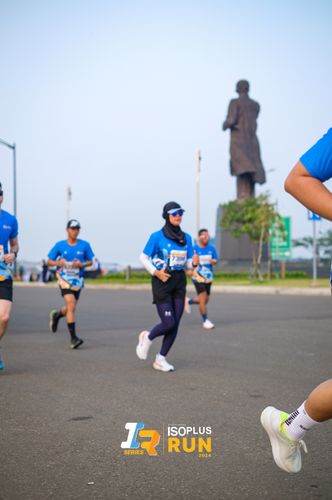 Race photo from ISOPlus Run 2024 Jakarta