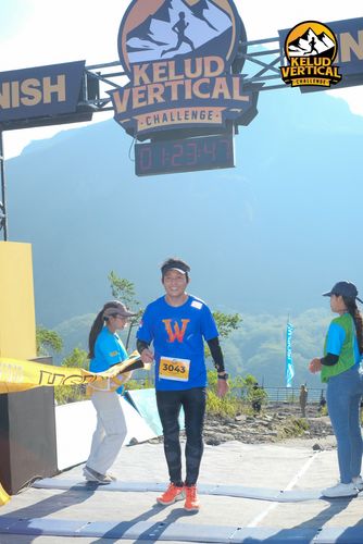Race photo from Kelud Vertical Challenge 2024